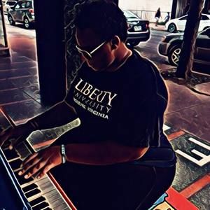 Meet your Posher, Sierra